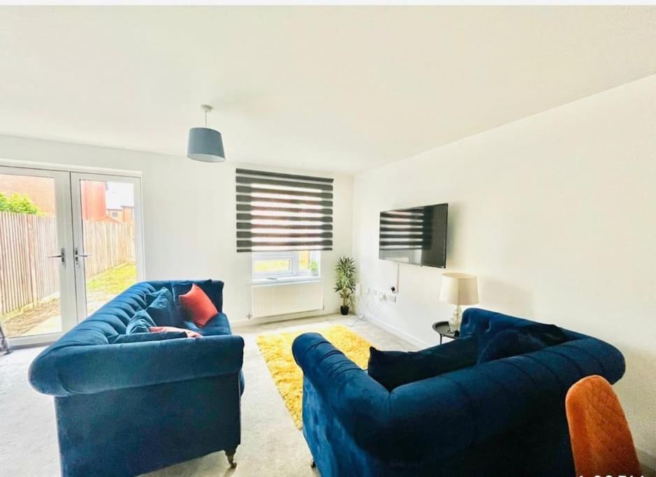 Ashford Retreat - Luxury Home With Double Parking Esterno foto